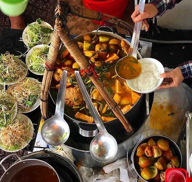 Saigon has 10 shops that look affordable but expensive, chopped into pieces, diners coming to eat for the first time make sure everyone is slightly shocked - Photo 28.