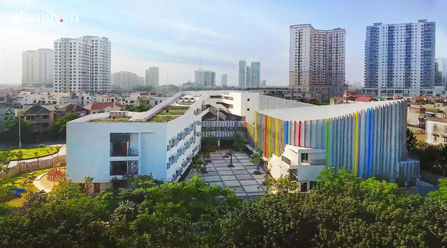 Một trường học ở Hà Nội có lối kiến trúc vô cùng độc lạ, cứ đến mùa hè học trò lại trốn vào rừng để vẽ vời, luyện nhạc kịch, làm phim - Ảnh 5. Một trường học ở Hà Nội có lối kiến trúc vô cùng độc lạ, cứ đến mùa hè học trò lại trốn vào rừng để vẽ vời, luyện nhạc kịch, làm phim - Ảnh 5.
