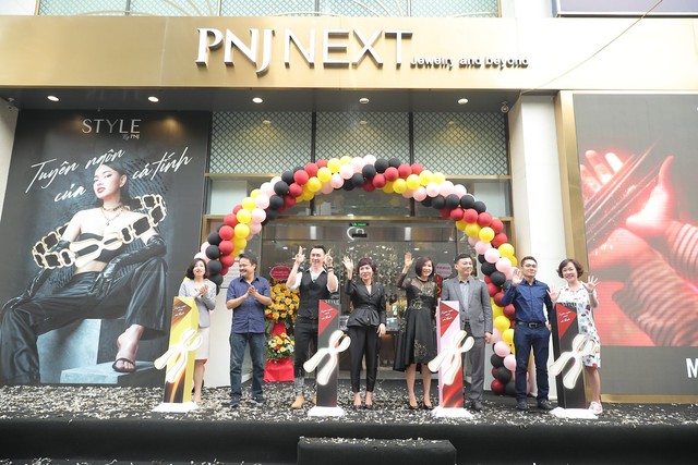 PNJ đã đề ra chiến lược gì để hướng tới mục tiêu trở thành công ty trang sức hàng đầu châu Á? - Ảnh 3.