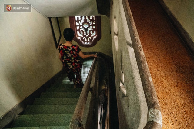 The 80-year-old house, nearly 300m2 wide in the middle of Hanoi's old town: Pay a hundred billion for not for sale, inside there is a cellar that holds 20 people - Photo 15.