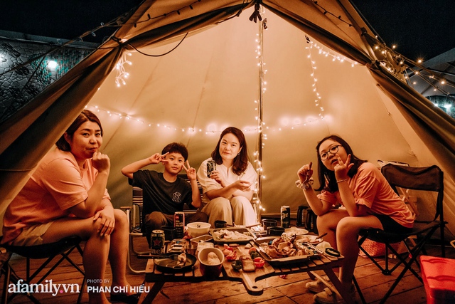Siêu Hot: Glamping - Cắm trại xa xỉ trên nóc tòa nhà cao nhất Hà Nội, một khung cảnh cam kết đẹp hơn cả trên phim với loạt trải nghiệm siêu thú vị cho cả gia đình - Ảnh 26.