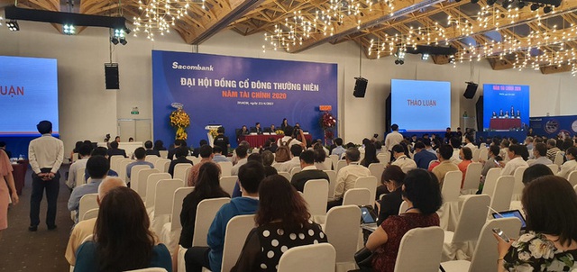 Ông Dương Công Minh giải thích vì sao Sacombank 4 năm chưa chia cổ tức - Ảnh 1. Ông Dương Công Minh giải thích vì sao Sacombank 4 năm chưa chia cổ tức - Ảnh 1.