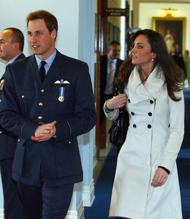  10 năm hôn nhân ngọt ngào của Hoàng tử William và Công nương Kate  - Ảnh 1.