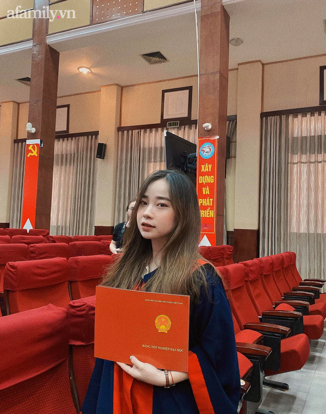 Vay bố mẹ vỏn vẹn 10 triệu, cô gái Hà Nội thuê nhà tập thể cũ làm cửa hàng, thu nhập mỗi tháng lên tới 25 triệu đồng - Ảnh 1. Vay bố mẹ vỏn vẹn 10 triệu, cô gái Hà Nội thuê nhà tập thể cũ làm cửa hàng, thu nhập mỗi tháng lên tới 25 triệu đồng - Ảnh 1.