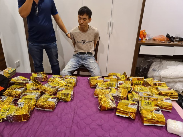 Hà Nội: Triệt phá băng nhóm mua bán ma túy tại chung cư cao cấp, thu giữ gần 60kg ma túy tổng hợp - Ảnh 1.
