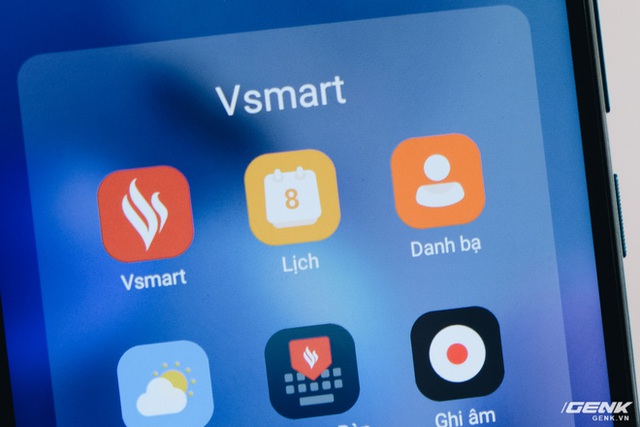 Icon của Bphone đẹp hơn Vsmart, giải quyết được nỗi băn khoăn của giới thiết kế trên toàn thế giới - Ảnh 2. Icon của Bphone đẹp hơn Vsmart, giải quyết được nỗi băn khoăn của giới thiết kế trên toàn thế giới - Ảnh 2.