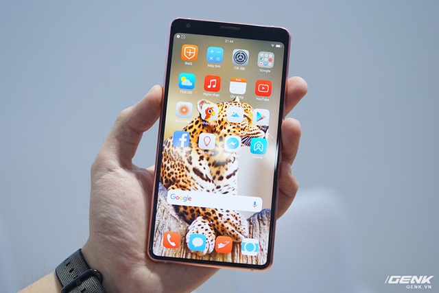 Icon của Bphone đẹp hơn Vsmart, giải quyết được nỗi băn khoăn của giới thiết kế trên toàn thế giới - Ảnh 4. Icon của Bphone đẹp hơn Vsmart, giải quyết được nỗi băn khoăn của giới thiết kế trên toàn thế giới - Ảnh 4.