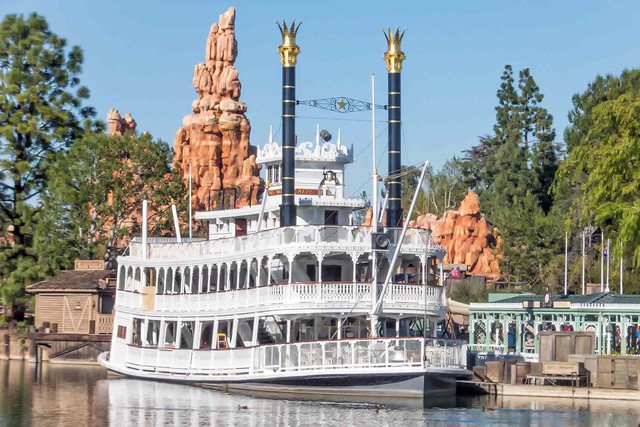 14 bí mật siêu thú vị về những điểm tham quan nổi tiếng nhất của Disneyland - Ảnh 12.