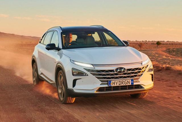  Mẫu ô tô Hyundai lập kỷ lục thế giới, chạy gần 900 km chỉ với 1 bình nhiên liệu nạp đầy - Ảnh 6.