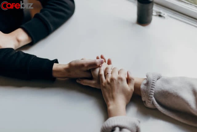 Kết hôn 6 năm, tôi mới nhận ra rằng hôn nhân thì ra là một cuộc vật lộn giữa tình yêu và tiền bạc, trong đó tiền chính là không khí! - Ảnh 2. Kết hôn 6 năm, tôi mới nhận ra rằng hôn nhân thì ra là một cuộc vật lộn giữa tình yêu và tiền bạc, trong đó tiền chính là không khí! - Ảnh 2.