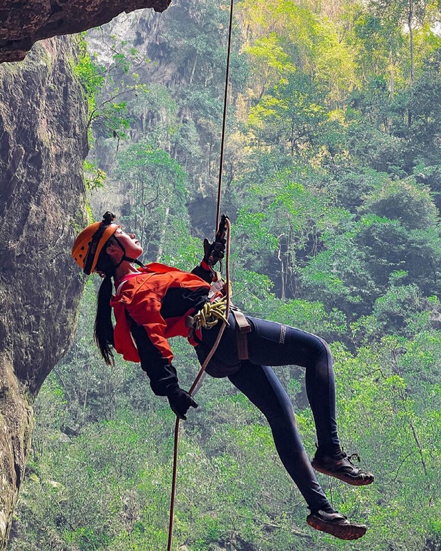  Gái xinh bỏ việc lương trăm triệu/ tháng để đi chơi: Ai cũng tưởng tiểu thư nhưng lắm lúc làm việc rụng cả tóc - Ảnh 16.