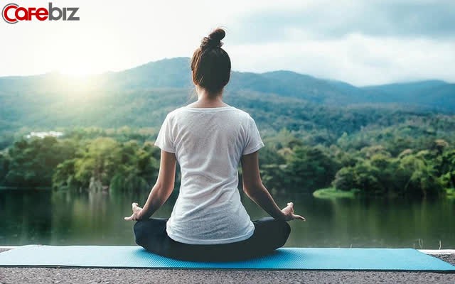 An lạc và tỉnh thức trước những biến cố cuộc đời nhờ 3 mẹo thiền của Eckhart Tolle - Ảnh 2. An lạc và tỉnh thức trước những biến cố cuộc đời nhờ 3 mẹo thiền của Eckhart Tolle - Ảnh 2.