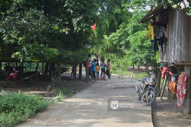  Vụ Hoài Linh lên kế hoạch tặng 800 suất quà ở rốn lũ Quảng Bình: Đoàn từ thiện chọn xã vùng cao, nơi chỉ có khoảng 40 hộ dân bị thiệt hại do ngập nước - Ảnh 8.
