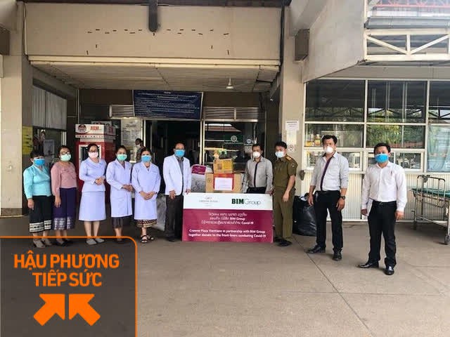 Bim Group trao tặng 30 tỷ đồng cho quỹ vaccine Covid-19, hỗ trợ thiết bị y tế cho nước bạn Lào và 4 tỉnh biên giới giáp Campuchia - Ảnh 2.