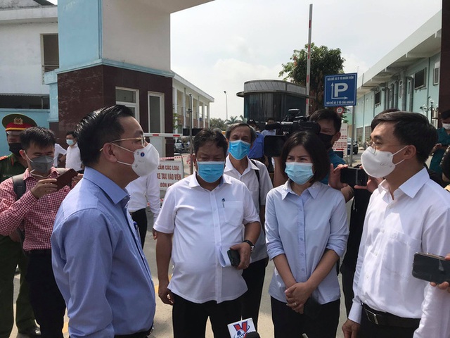  Thứ trưởng Bộ Y tế thông tin chi tiết ca F0 đầu tiên lây Covid-19 cho 9 ca khác ở Bệnh viện K Tân Triều - Ảnh 1.