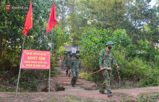 Cuộc hành quân thần tốc trong đêm của chiến sĩ Bắc Giang để nhường doanh trại cho người dân cách ly - Ảnh 3.