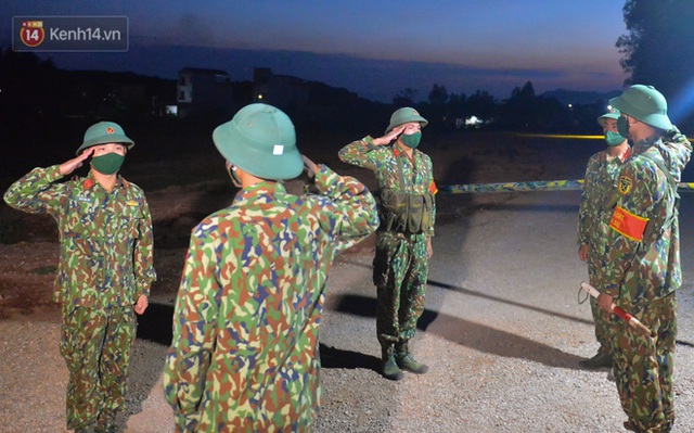 Cuộc hành quân thần tốc trong đêm của chiến sĩ Bắc Giang để nhường doanh trại cho người dân cách ly - Ảnh 22.