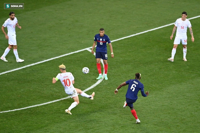  Kết quả Pháp vs Thụy Sĩ: Pogba siêu phẩm, Benzema cú đúp, Pháp gục ngã đau đớn trên chấm luân lưu - Ảnh 12.