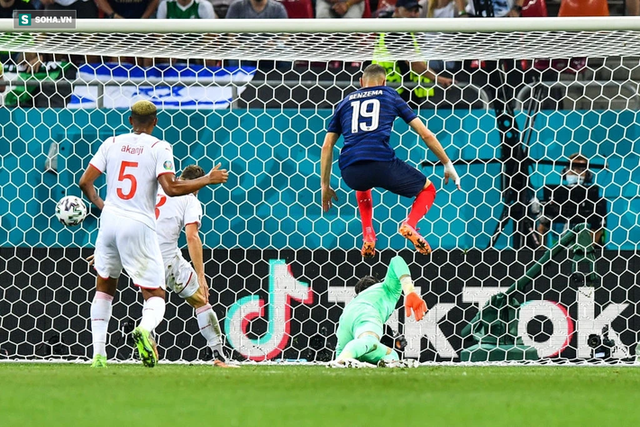  Kết quả Pháp vs Thụy Sĩ: Pogba siêu phẩm, Benzema cú đúp, Pháp gục ngã đau đớn trên chấm luân lưu - Ảnh 9.