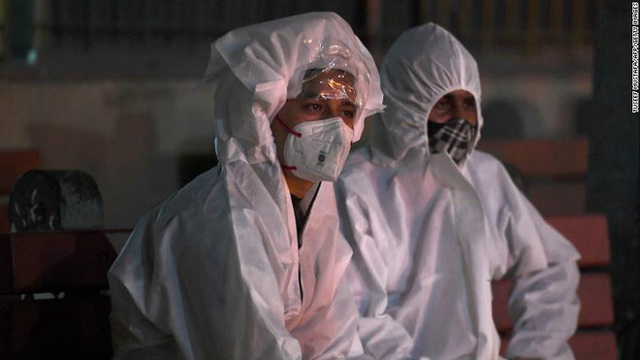  Ấn Độ trong những ngày tăm tối nhất: Phóng viên CNN chia sẻ những gì tận mắt chứng kiến về địa ngục Covid giữa làn sóng dịch bệnh thứ 2 - Ảnh 8.