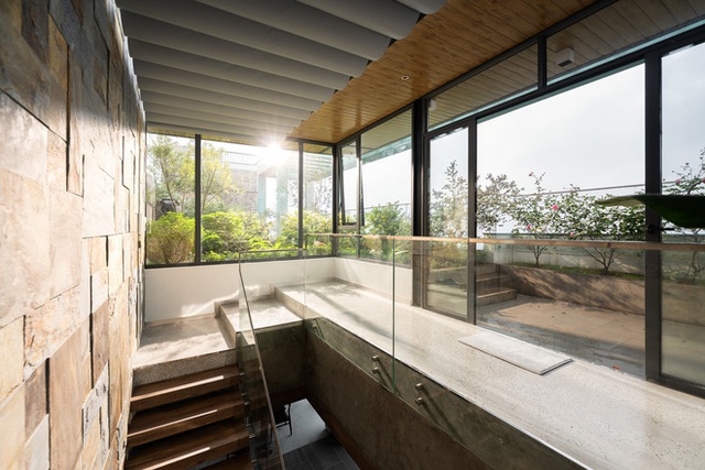  Vợ chồng 9X chi 5 tỷ cải tạo penthouse, dành hẳn 150m2 làm khu vườn trên cao để chill tại gia  - Ảnh 23.