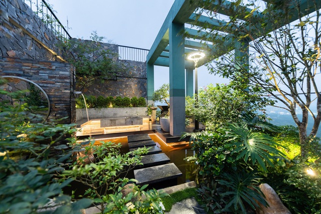  Vợ chồng 9X chi 5 tỷ cải tạo penthouse, dành hẳn 150m2 làm khu vườn trên cao để chill tại gia  - Ảnh 25.