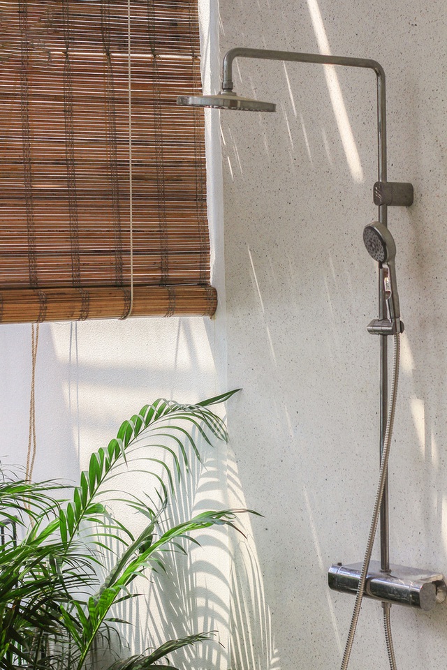  Nhà ven sông siêu chill với kiến trúc nhiệt đới, mê nhất là khu giếng trời xanh mát đến lịm người  - Ảnh 20.