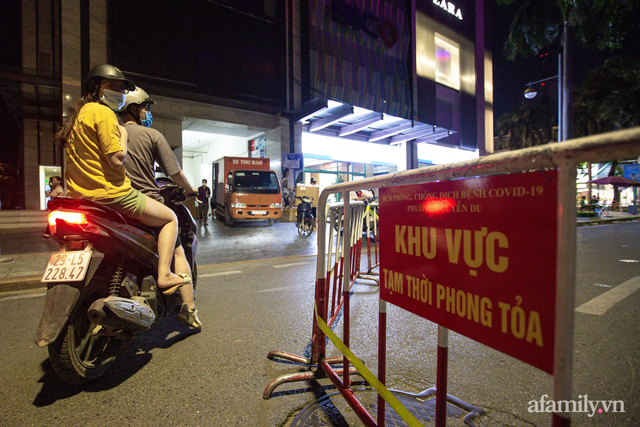 Hà Nội: Phong tỏa nhà hàng pizza trên phố Đoàn Trần Nghiệp do có nhân viên dương tính SARS-CoV-2 - Ảnh 5.