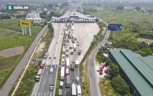  Kiểm soát 100% người và phương tiện vào Hà Nội, xe ùn tắc gần 3km tại trạm thu phí Pháp Vân - Cầu Giẽ - Ảnh 11.
