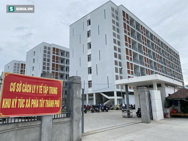  Cận cảnh Bệnh viện dã chiến Đà Nẵng hoàn thành sau 3 ngày xây dựng vừa đưa vào hoạt động - Ảnh 2.