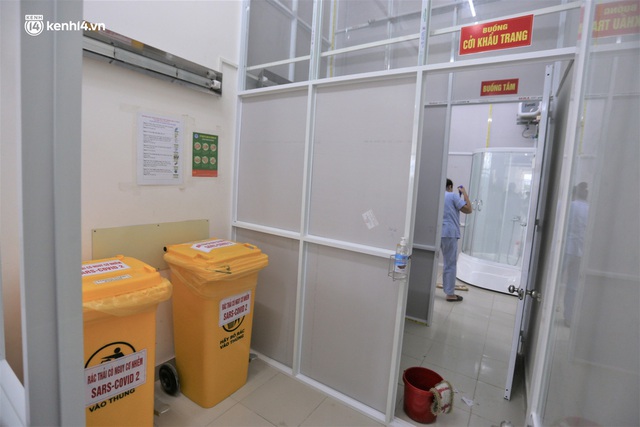  Ảnh: Cận cảnh bệnh viện Dã chiến số 1 điều trị bệnh nhân COVID-19 ở Đà Nẵng - Ảnh 18.