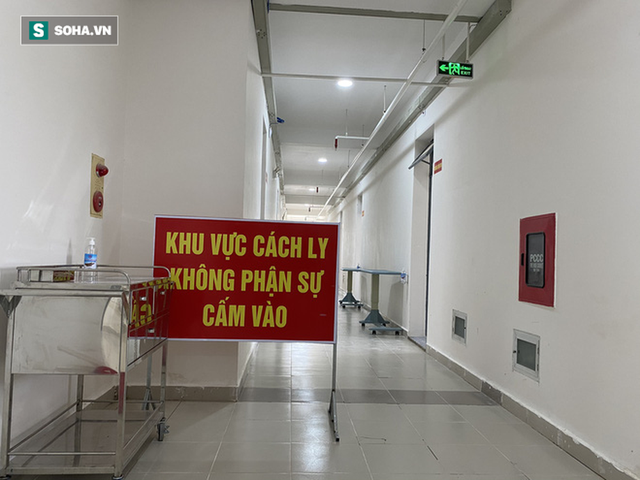  Cận cảnh Bệnh viện dã chiến Đà Nẵng hoàn thành sau 3 ngày xây dựng vừa đưa vào hoạt động - Ảnh 6.
