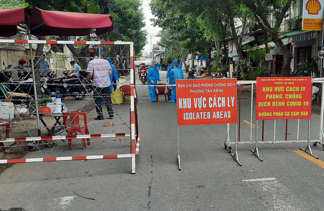  Chủ tịch TPHCM: Nhiệm vụ chính hiện nay là giảm F0, số ca tử vong’ - Ảnh 3.