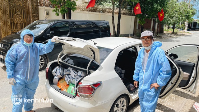 Giám đốc trẻ ở Sài Gòn thành lập hội shipper từ thiện bằng ô tô, tiếp tế lương thực cho người dân trong khu phong tỏa, cách ly - Ảnh 3. Giám đốc trẻ ở Sài Gòn thành lập hội shipper từ thiện bằng ô tô, tiếp tế lương thực cho người dân trong khu phong tỏa, cách ly - Ảnh 3.