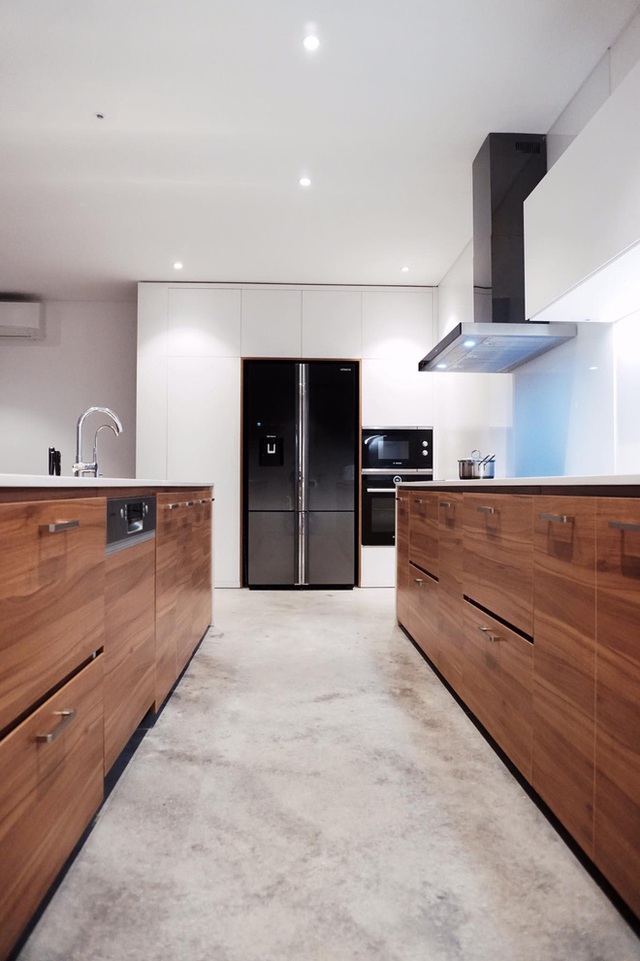  Vợ chồng 8X xây nhà 3,5 tỷ tại Long Biên: Bên ngoài là khối hộp cao 9m nhưng trong nhà lại ngập nắng chill bất ngờ - Ảnh 18.