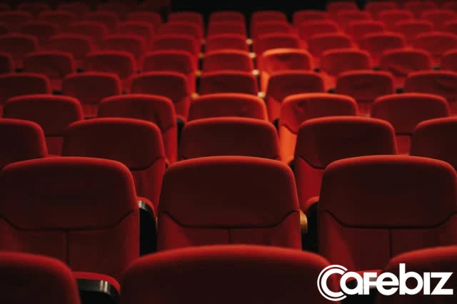 Tại sao tất cả các rạp chiếu phim ở Anh đều không đánh số ghế, ai đến trước tùy ý chọn chỗ đẹp? - Ảnh 1.