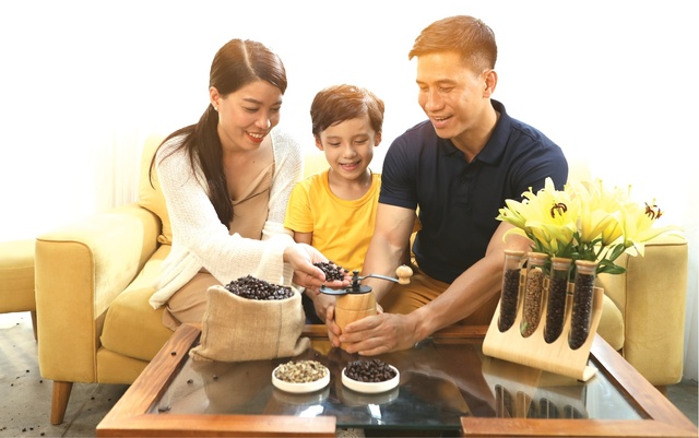 Tung gói sản phẩm mới trong mùa dịch, Sun Life Việt Nam đồng hành cùng khách hàng hướng đến mục tiêu phát triển bền vững - Ảnh 1.