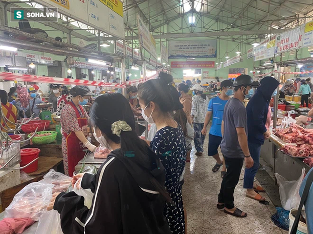  Đà Nẵng: Chính quyền đảm bảo cung ứng thực phẩm, dân vẫn đổ xô đi chợ từ 4h sáng - Ảnh 7.