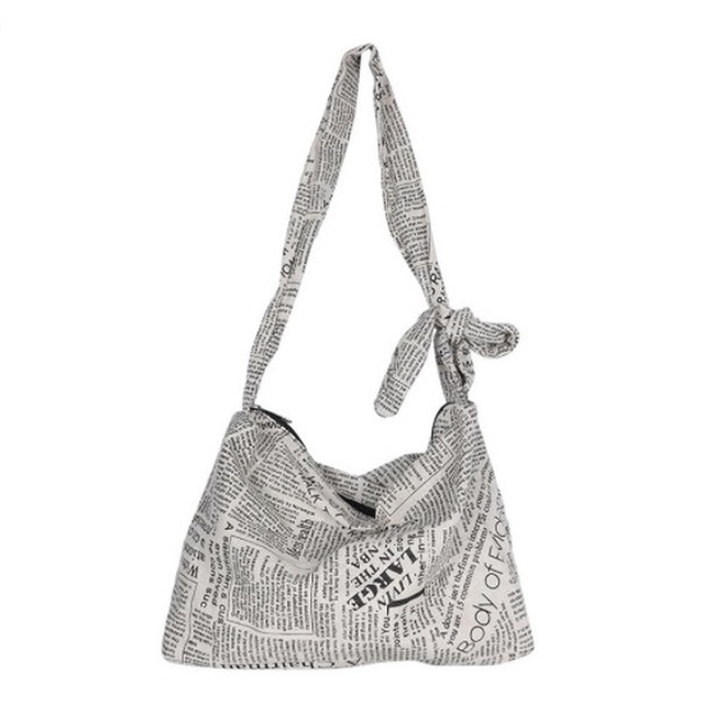 Louis Vuitton bán túi hình tờ báo hơn 2.000 USD, Shopee bán đầy loại na ná giá chỉ từ… 47K - Ảnh 10.