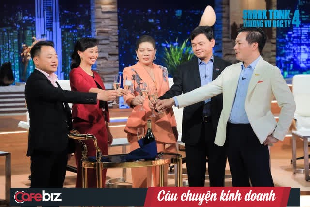 Tổng kết Shark Tank 2021: 35 thương vụ được lăn chốt, tổng số tiền cam kết hơn 204 tỷ đồng, Shark Liên ‘chịu chơi’ nhất khi xuống tiền gấp đôi các bạn cùng bể - Ảnh 1.