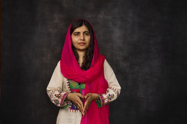 Malala Yousafzai: Cô gái chết đi sống lại sau phát súng của Taliban, vượt cửa tử trở thành biểu tượng lên tiếng bảo vệ phụ nữ Afghanistan ngay lúc này - Ảnh 2.
