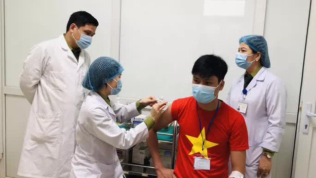  Cuối tháng 8, Việt Nam xem xét cấp phép khẩn cấp vắc-xin Nano Covax  - Ảnh 1.