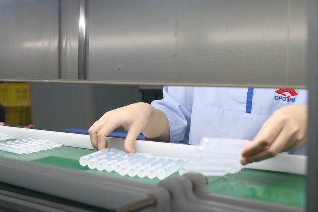  Đột nhập nhà máy duy nhất sản xuất dung môi vaccine Pfizer tại Việt Nam - Ảnh 4.