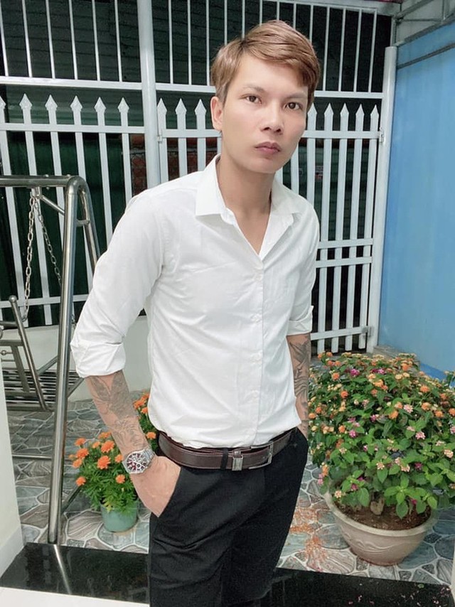 Hơn 250.000 người xem livestream dạy trộn vữa, trát tường: Lộc Fuho là ai? - Ảnh 2. Hơn 250.000 người xem livestream dạy trộn vữa, trát tường: Lộc Fuho là ai? - Ảnh 2.