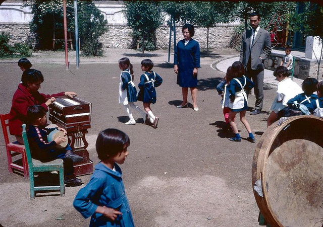 Chùm ảnh Afghanistan thập niên 60, trước thời kì Taliban: Hiền hòa, yên bình và đẹp như một giấc mơ - Ảnh 29.