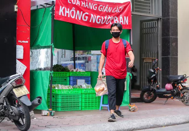  CLIP: Độc đáo chuỗi cửa hàng không người bán, mua hàng trước trả tiền sau  - Ảnh 11.