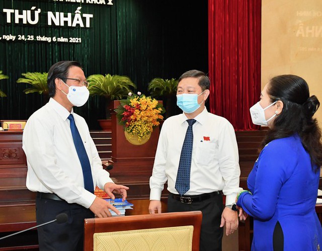 Giới thiệu ông Phan Văn Mãi để bầu làm Chủ tịch TPHCM thay ông Nguyễn Thành Phong - Ảnh 3.