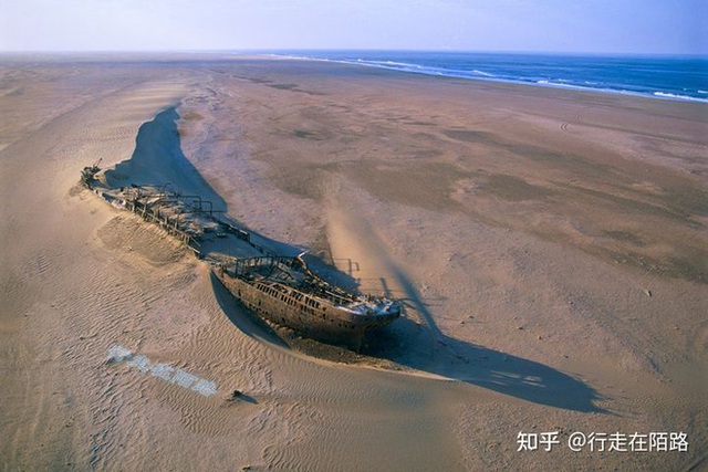 Bờ biển Skeleton: Khám phá bờ biển nguy hiểm nhất thế giới - Ảnh 24.