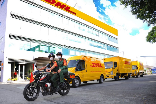 DHL Express tiếp tục hỗ trợ vận chuyển  lô vắc-xin Pfizer mà Mỹ tài trợ về Việt Nam - Ảnh 3.