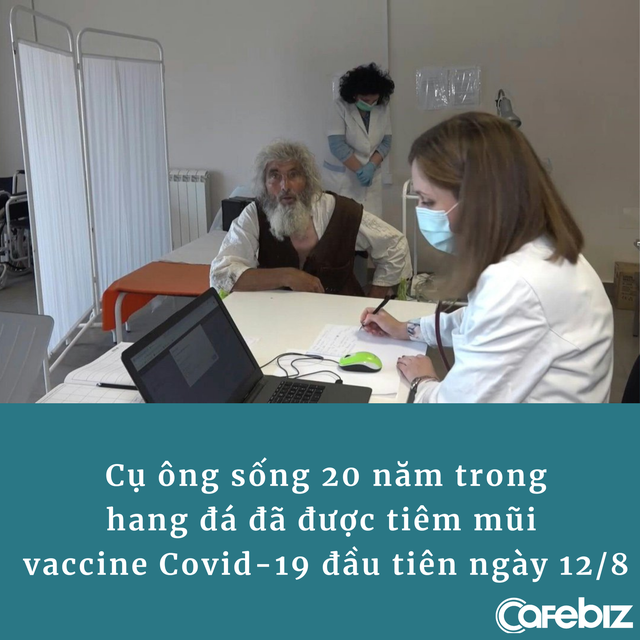 Người đi tiêm vaccine Covid-19 ở Philippines được cho xem phim đại dịch zombie trong lúc chờ đến lượt - Ảnh 2.